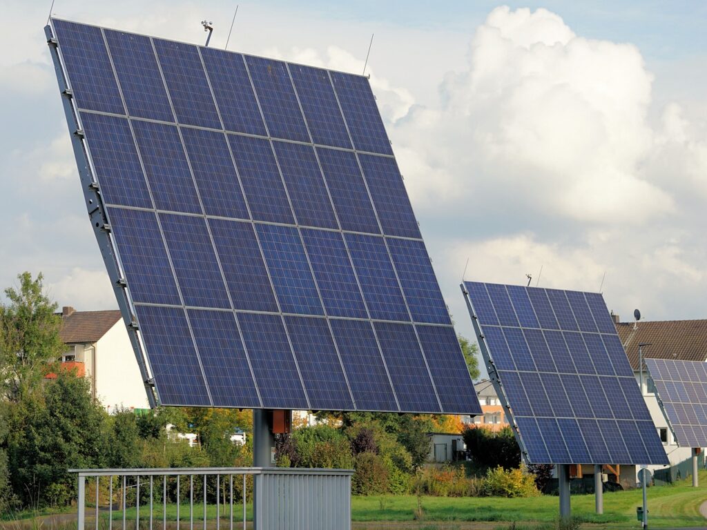 why-is-solar-power-popular-5-advantages-and-disadvantages