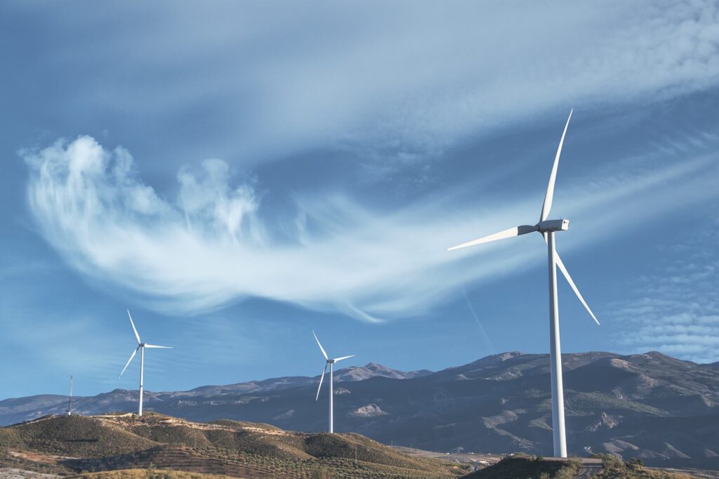 why-is-wind-power-better-than-solar-power